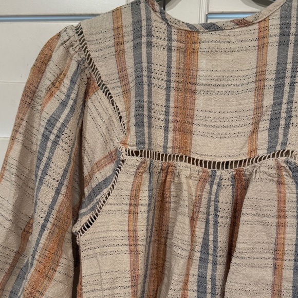 Maaji Plaid Beige and Blue Blouse - Picture 9 of 11